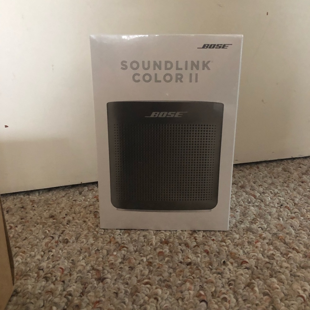 Bose Soundlink Color ll Bluetooth speaker